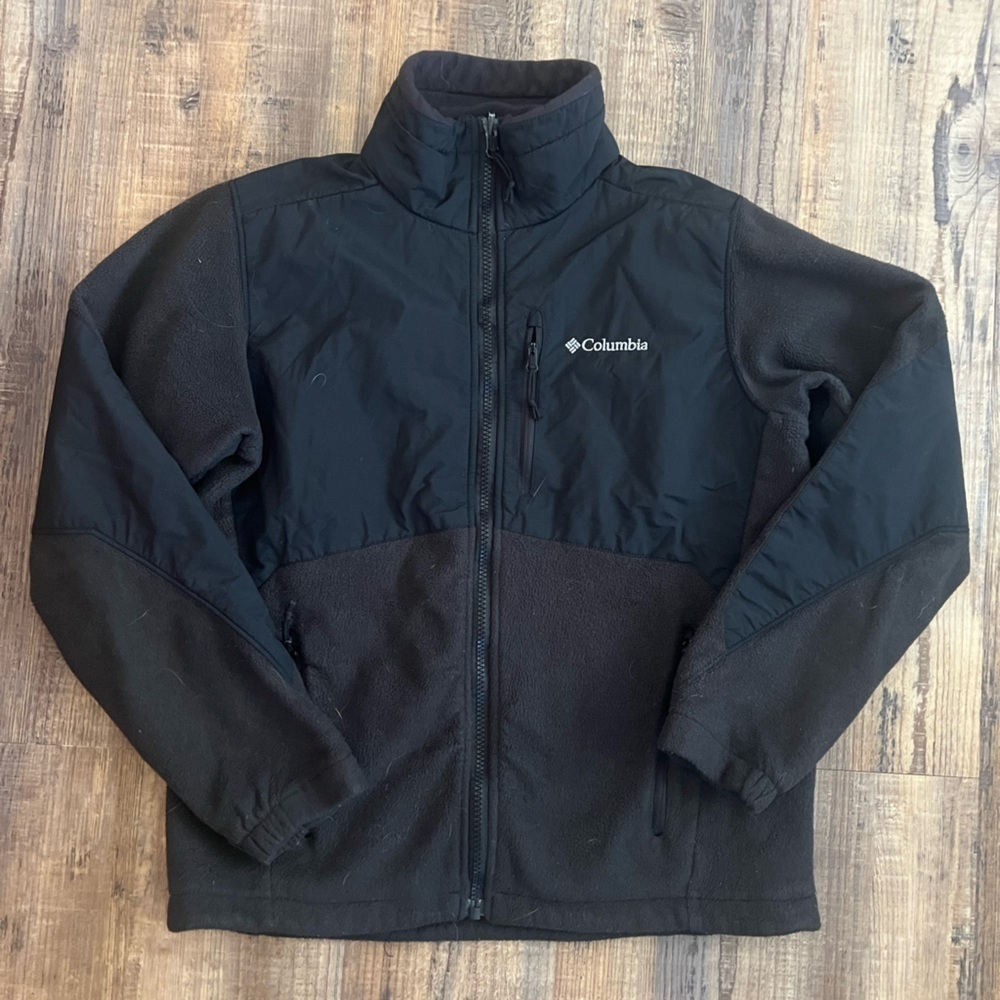 Columbia Black Performance Windbreaker with Elastic Cuffs